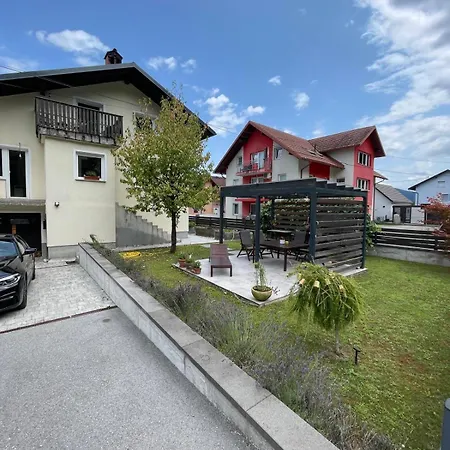 Rest Nest Apartment Vrhnika Exterior photo