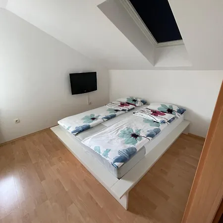 Rest Nest Apartment Vrhnika Exterior photo