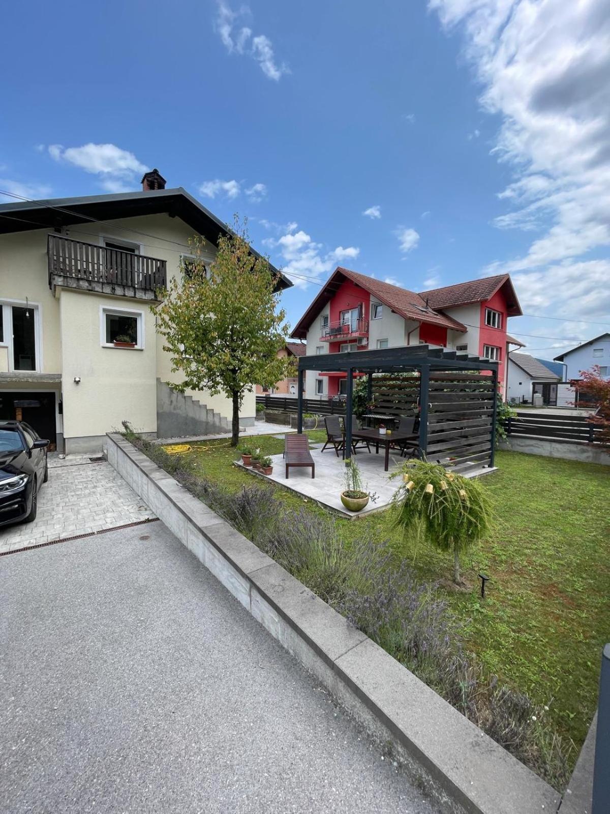 Rest Nest Apartment